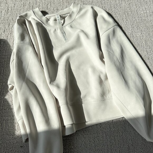 Oversized Lululemon Classic Ivory Top - Size 10 - Picture 7 of 10